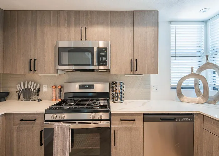 Remodeled Suite Poolside Sonoran Desert Escape Apartment