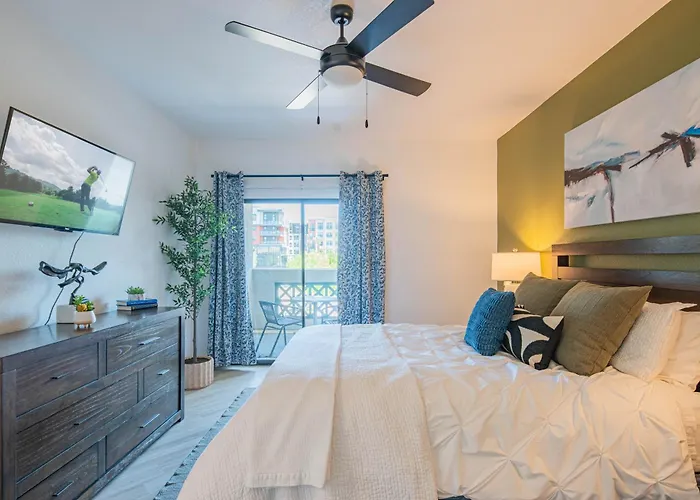 Remodeled Suite Poolside Sonoran Desert Escape Apartment *